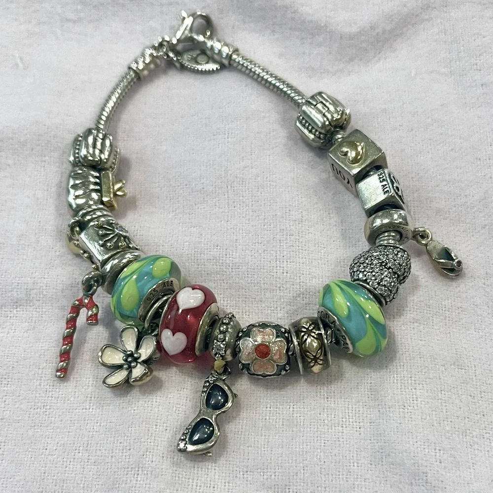 💝Beautiful Pandora charm bracelet with 16 charms. - Picture 2 of 12